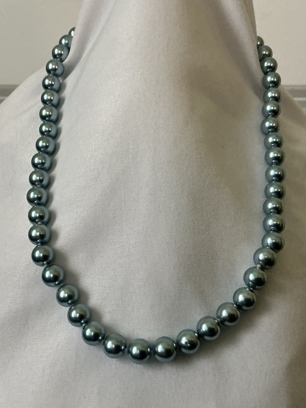 VINTAGE GERMAN SILVER GLASS Pearl Necklace